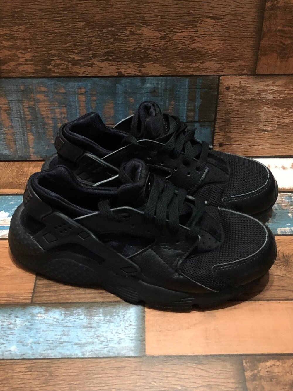 Nike Huarache Run 654275-016 Sneakers Black Lace Up Boy's Size 4.5 Youth
